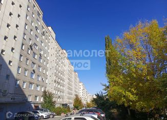 Сдам в аренду 3-ком. квартиру, 76 м2, Уфа, Российская улица, 13