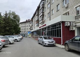 Продается 3-ком. квартира, 62.1 м2, Тюмень, Калининский округ, улица Луначарского, 51