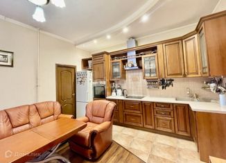 Продам 2-комнатную квартиру, 65.9 м2, Москва, Родионовская улица, 2, район Куркино