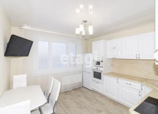 Продам 1-ком. квартиру, 46.2 м2, деревня Дударева, улица Созидателей, 5, ЖК Комарово