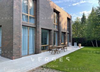 Продается дом, 245 м2, деревня Глаголево