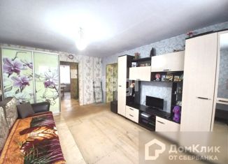 Продам 2-ком. квартиру, 42.2 м2, деревня Дубская, Центральная улица, 52