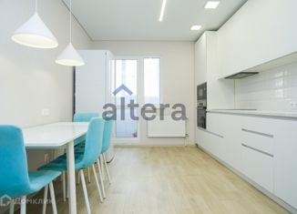 Продам трехкомнатную квартиру, 70 м2, Татарстан, улица Альфии Авзаловой, 4/12