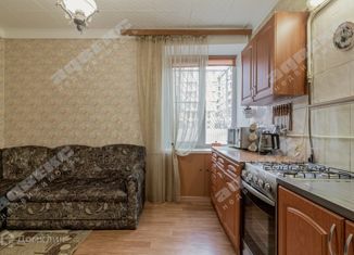 2-комнатная квартира на продажу, 31.2 м2, Санкт-Петербург, метро Чкаловская, Каменноостровский проспект, 64С