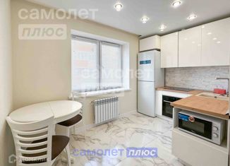 Продаю 1-комнатную квартиру, 46 м2, Чувашия, улица А.В. Асламаса, 1к3