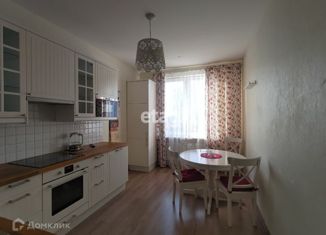 Продажа двухкомнатной квартиры, 60 м2, Ленинградская область, Центральная улица, 50к1