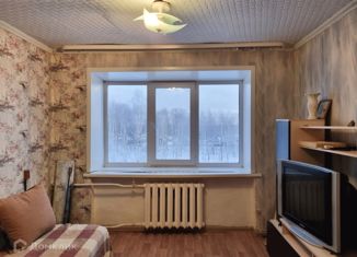 Продается комната, 19 м2, поселок городского типа Яйва, улица 6-й Пятилетки, 21