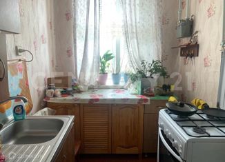 Продам 2-комнатную квартиру, 43.7 м2, поселок городского типа Ильский, улица Льва Толстого, 74