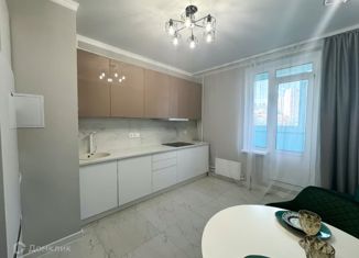 Продам 2-ком. квартиру, 61.5 м2, Краснодар, улица Западный Обход, 39/1к3, улица Западный Обход