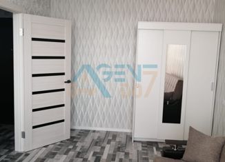 Сдаю в аренду 1-ком. квартиру, 38 м2, поселок Дубовое, Благодатная улица, 80а