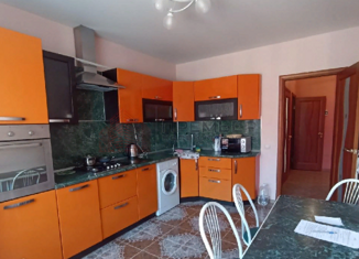 Продается 1-комнатная квартира, 42 м2, Волгоград, улица Маршала Рыбалко, 14Б