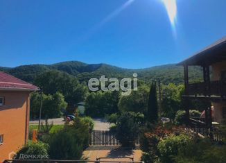 Продаю дом, 205.5 м2, село Береговое, Короткая улица, 5