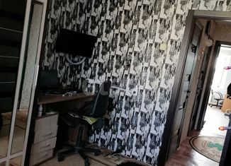 Продаю трехкомнатную квартиру, 58.6 м2, Пласт, улица Строителей, 5А