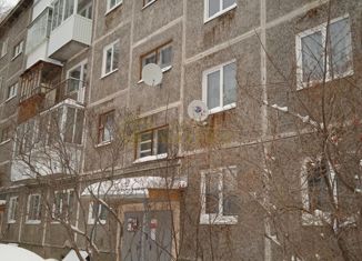 Продается двухкомнатная квартира, 38 м2, Дегтярск, улица Головина, 1