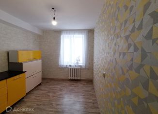 Продается 2-ком. квартира, 54.3 м2, Березники, Октябрьская улица, 2Б, ЖК У Пруда