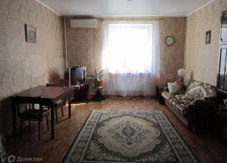 Продам трехкомнатную квартиру, 81 м2, Новочеркасск, Магистральная улица, 16