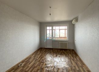 Продается 2-ком. квартира, 44 м2, Оренбургская область, Новосибирская улица, 217А