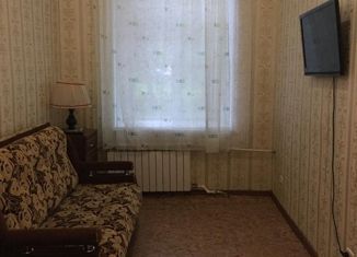 Продам комнату, 108.2 м2, Петергоф, улица Аврова, 18