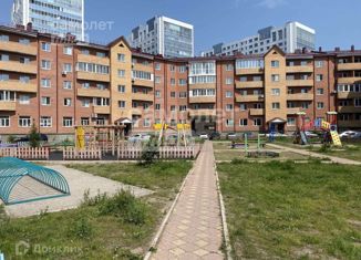 Продам 3-комнатную квартиру, 90 м2, Хакасия, проспект Дружбы Народов, 43А