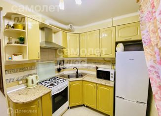 Продам 2-комнатную квартиру, 48.7 м2, Курская область, Семёновская улица, 23