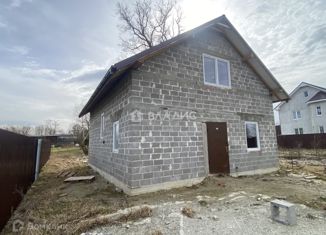 Продается дом, 135 м2, поселок Яблоневка, улица Ветеранов