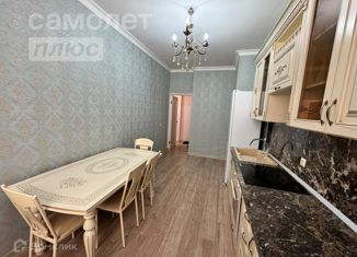 Продается 3-ком. квартира, 70 м2, Грозный, улица А.А. Айдамирова, 141к8