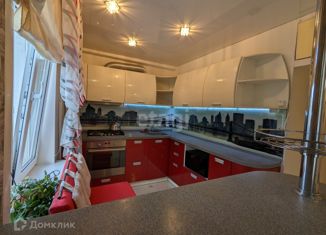 Продается 3-комнатная квартира, 60 м2, Ковров, Еловая улица, 84к5