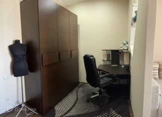 Продаю 1-ком. квартиру, 48.8 м2, Ставрополь, улица Кирина, 30, микрорайон № 9