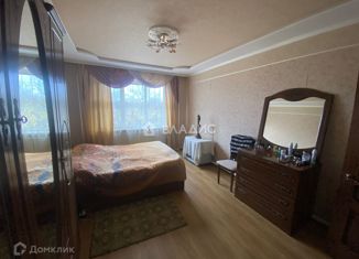 4-комнатная квартира на продажу, 86 м2, станица Раевская, Красноармейская улица, 1
