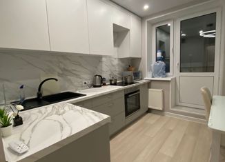 Продам двухкомнатную квартиру, 55 м2, Чебоксары, ЖК Серебряные Ключи, улица Юрия Гагарина, 47к2