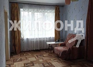 Продается двухкомнатная квартира, 43.5 м2, Луга, микрорайон Городок, 271