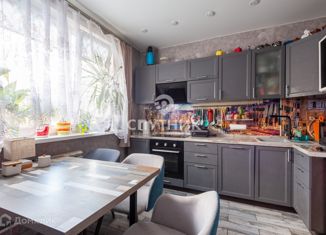 Продам 2-комнатную квартиру, 58.7 м2, Москва, улица Скульптора Мухиной, 6, метро Новопеределкино