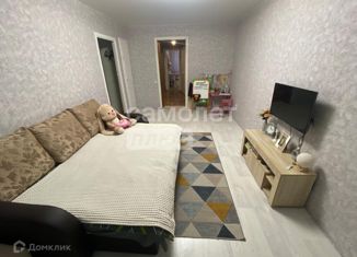 Продается 3-комнатная квартира, 62 м2, Переславль-Залесский, улица Менделеева, 44