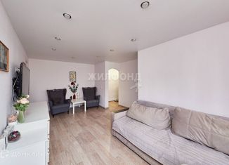 Продается двухкомнатная квартира, 43.3 м2, Новосибирск, Народная улица, 3/1, метро Заельцовская