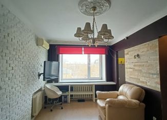 Продается однокомнатная квартира, 30.3 м2, Пермь, улица Хохрякова, 25