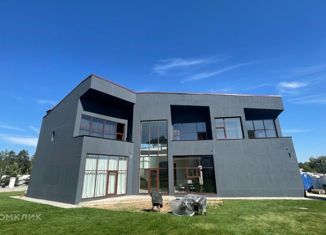 Сдача в аренду дома, 620 м2, деревня Солослово