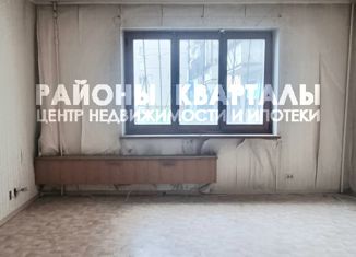 Продается 4-ком. квартира, 80.8 м2, Челябинск, улица Дегтярёва, 102А, Металлургический район