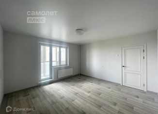Продам 1-комнатную квартиру, 44 м2, Челябинск, улица 250-летия Челябинска, 33