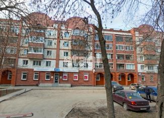 Продается 3-комнатная квартира, 62.2 м2, Екатеринбург, улица Мамина-Сибиряка, 130, улица Мамина-Сибиряка