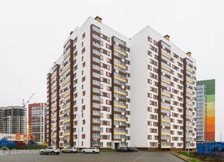 Продаю 2-ком. квартиру, 50.2 м2, Киров, улица Ивана Попова, 99, жилой район Чистые Пруды