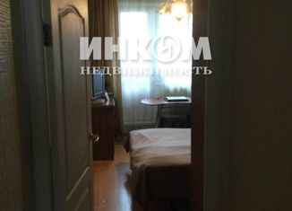 Продам 2-ком. квартиру, 52 м2, Москва, метро Бульвар Дмитрия Донского, улица Знаменские Садки, 3к2