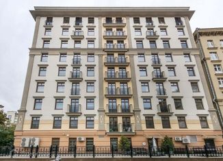 Трехкомнатная квартира на продажу, 118 м2, Москва, Большой Каретный переулок, 24с1, метро Цветной бульвар
