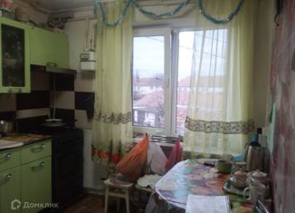 Трехкомнатная квартира на продажу, 51 м2, село Табачное, Юбилейная улица, 12