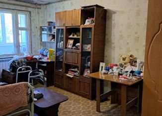 Продам однокомнатную квартиру, 32.9 м2, Нижний Новгород, Днепропетровская улица, 10, метро Заречная