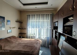 Продам двухкомнатную квартиру, 60 м2, Санкт-Петербург, Лабораторная улица, 17, Лабораторная улица