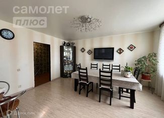 Продается четырехкомнатная квартира, 120.7 м2, Стерлитамак, улица Артёма, 146