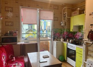 Продам 1-ком. квартиру, 33 м2, Омск, Верхнеднепровская улица, 265к2