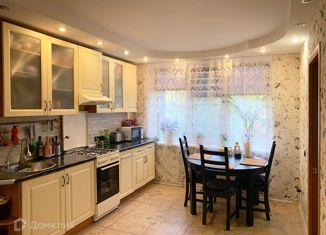 Продам 3-комнатную квартиру, 49.3 м2, Санкт-Петербург, улица Тельмана, 42, улица Тельмана