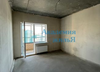 Продается 2-ком. квартира, 73.6 м2, Саратовская область, улица Комарова, 77