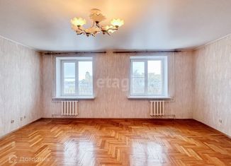 Продаю четырехкомнатную квартиру, 109 м2, Саранск, Большевистская улица, 56